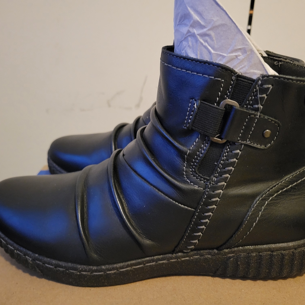 Womens Black Leather Ankle Boots Size 10
